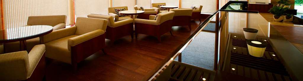 Ramada By Wyndham Ghaziabad Vasundhara Hotel Restaurant photo