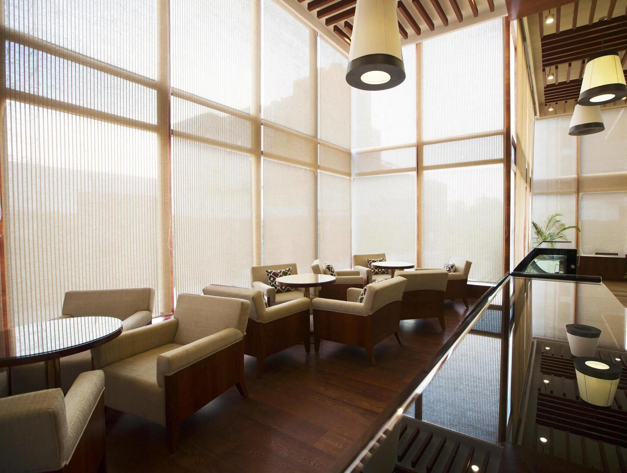 Ramada By Wyndham Ghaziabad Vasundhara Hotel Exterior photo